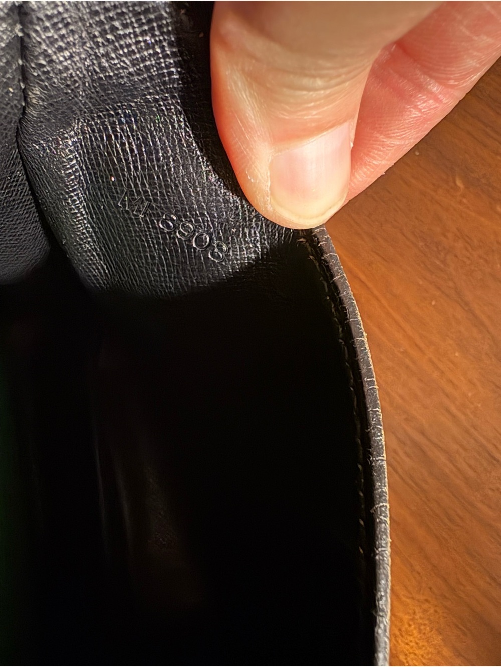 Auth Vintage Louis Vuitton Epi Leather Cartouchière MM Bag in Green - READ - Picture 15 of 16